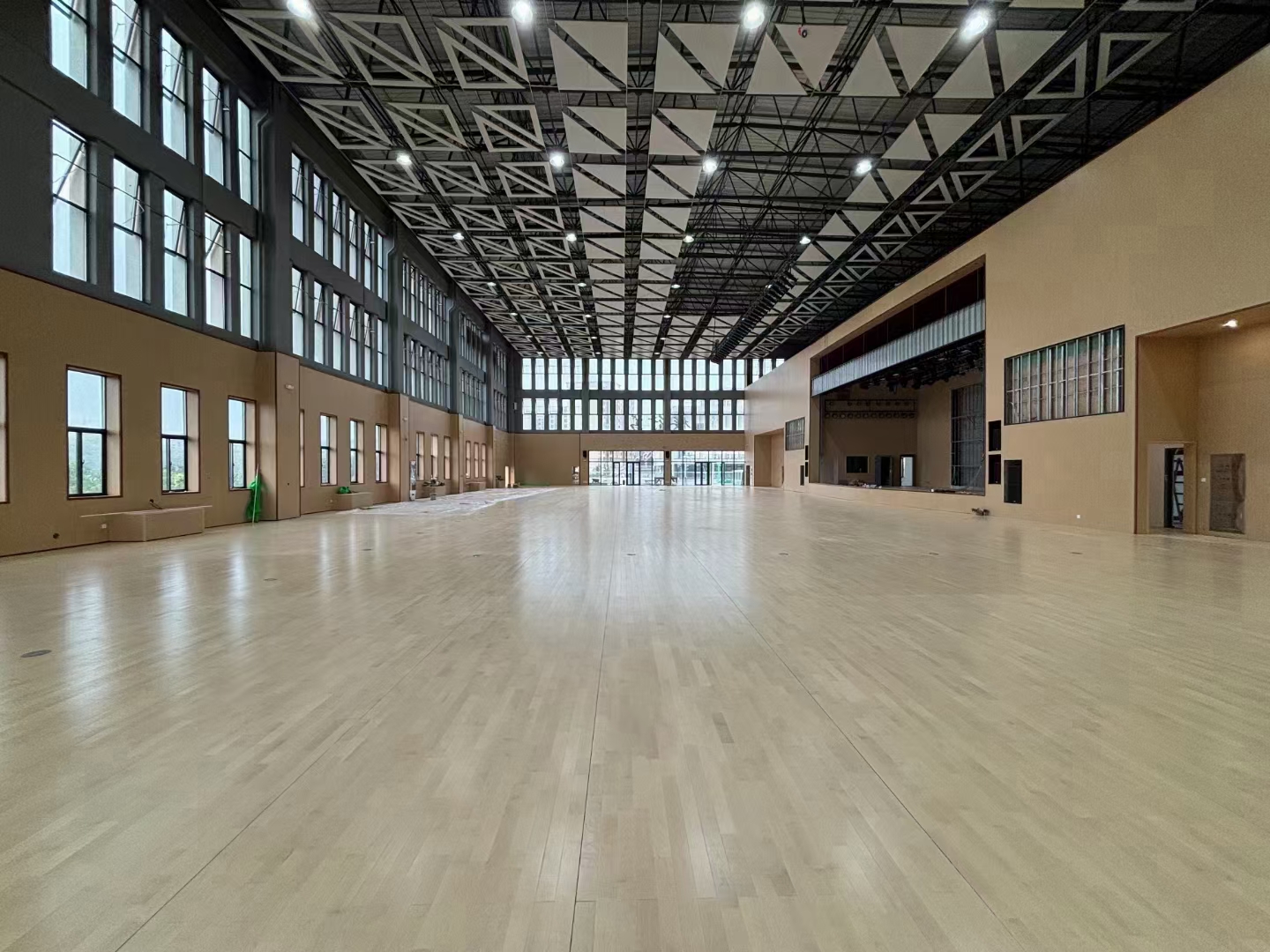 mmexport1714206599523